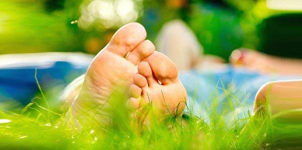 Wat betekent het om van vieze voeten te dromen?